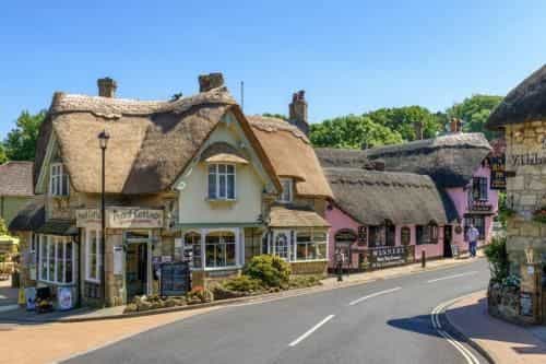 The Channel View Hotel