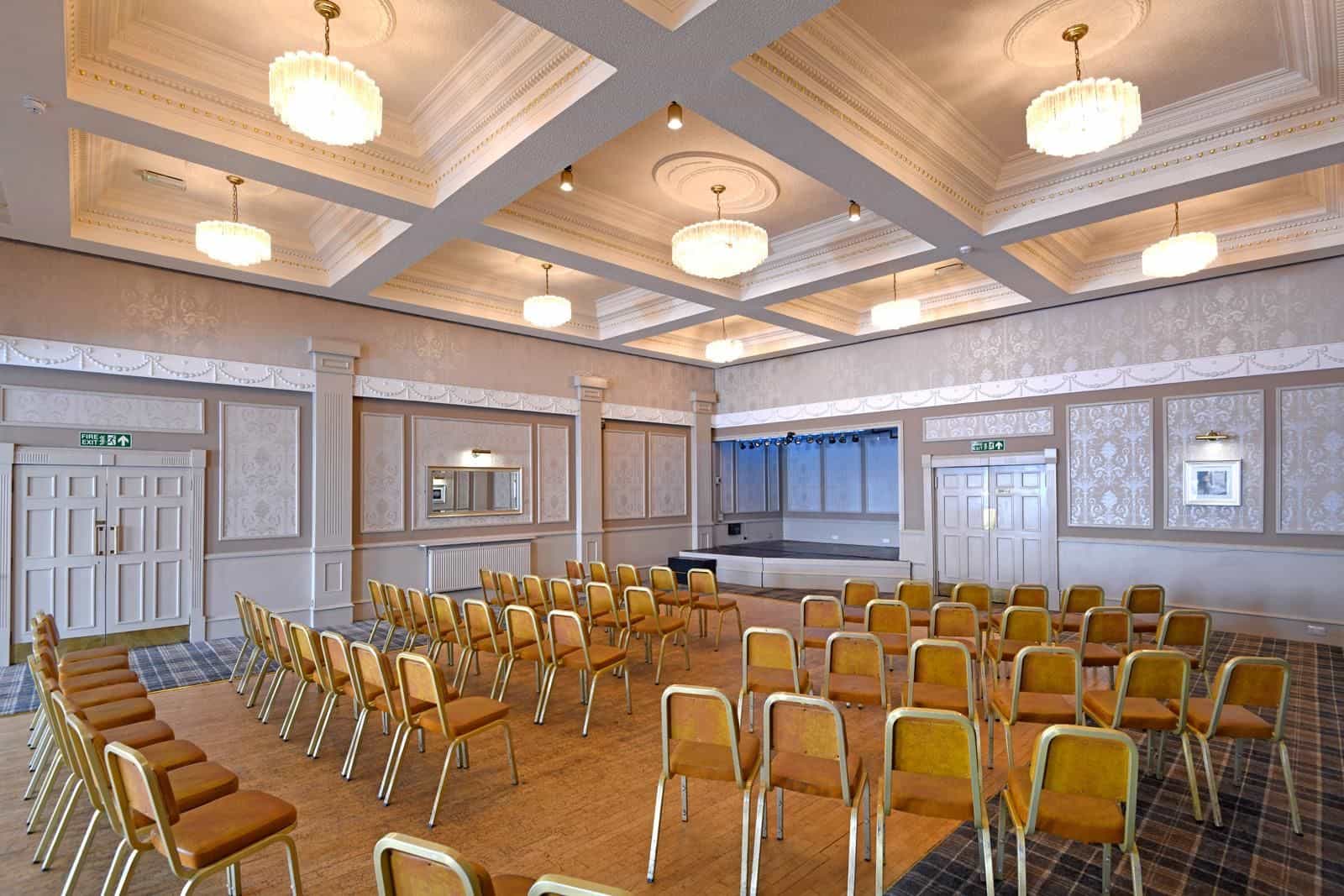 โรงแรมคอร์เนอร์ เฮาส์ โรงแรมคอร์เนอร์ เฮาส์