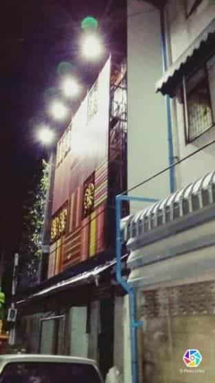 โฟร์เจ ลอดจ์ แอท แบงคอก
