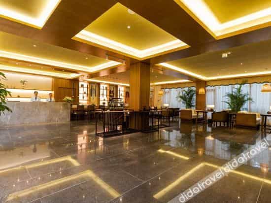 Boya Mingren Hot Spring Holiday Hotel