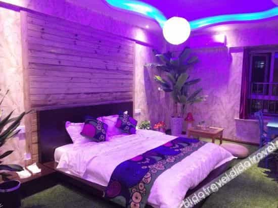 Crystal Hotel (Chengdu Xihua University)
