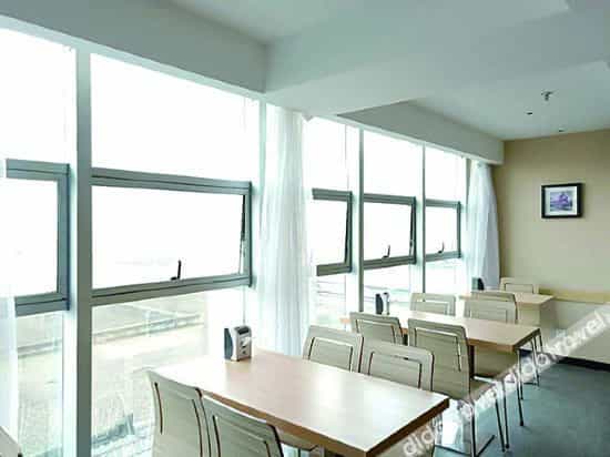 City Comfort Inn (Chengdu Giant Panda Base Branch)