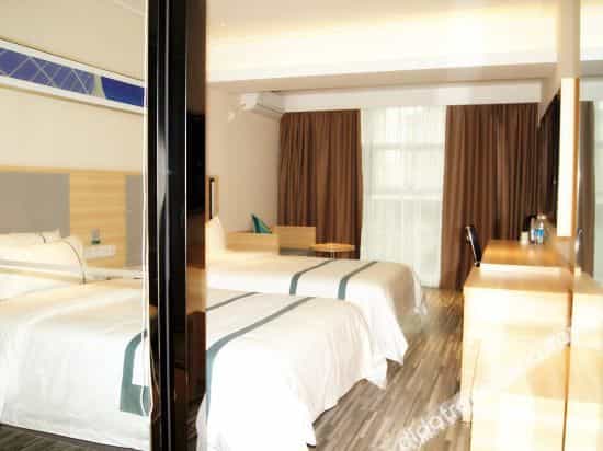 City Comfort Inn (Chengdu Giant Panda Base Branch)