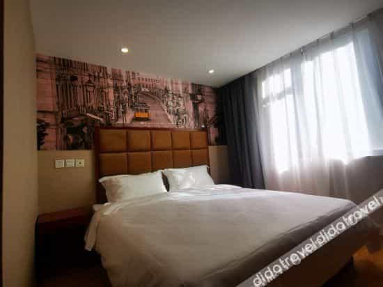 Super 8 Hotel (Chengdou Liangjia Lane) Super 8 Hotel (Chengdou Liangjia Lane)