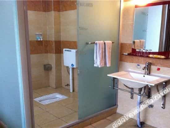 Chengdu Xinhong Hotel