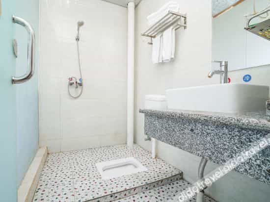 OYO Chengdu Juyou Hotel