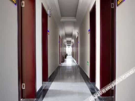 Qionglai Tianhong Business Hotel