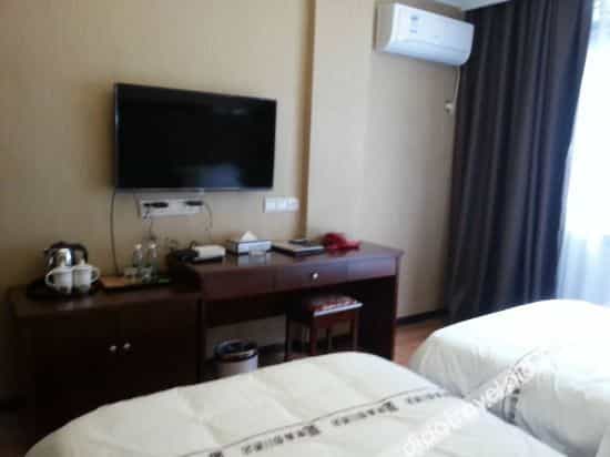 Qionglai Juxin Holiday Hotel