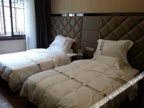 Qionglai Juxin Holiday Hotel
