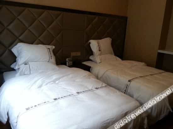 Qionglai Juxin Holiday Hotel
