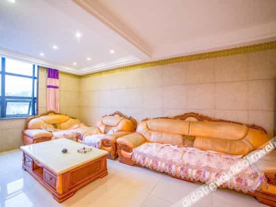 Romantic Hotel (Chengdu Bailun Plaza)