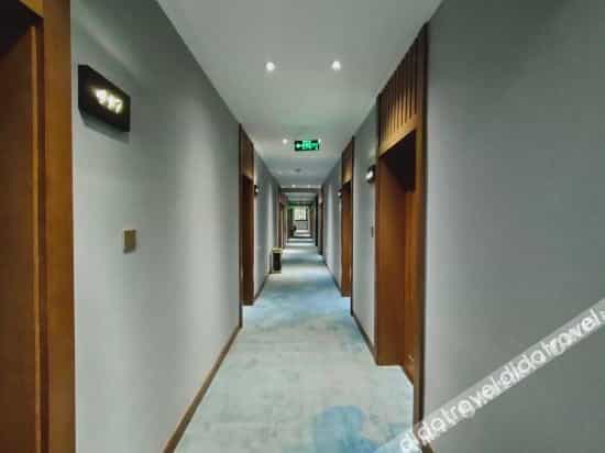 Chengdu Junzile Hotel