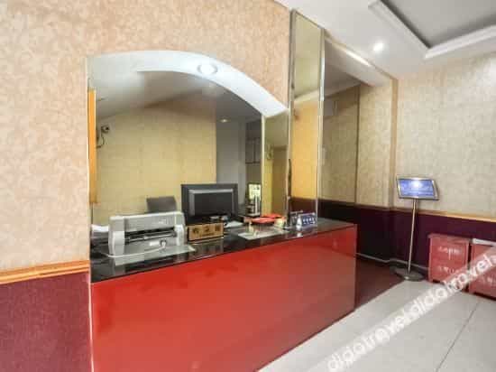 Chengdu Xinwanlike Hotel (Liuli Branch)
