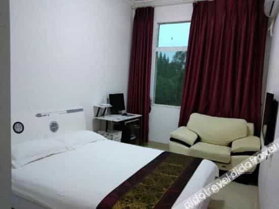 Chongzhou Jinyuan Hotel