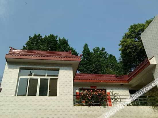 Chongzhou Jinyuan Hotel