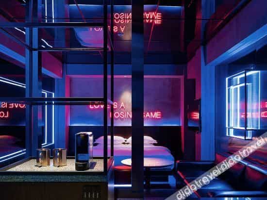 S Feel Designer Hotel (Chengdou Sichuan University)