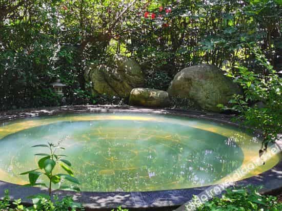 Baoshan Hot Spring Holiday Hotel