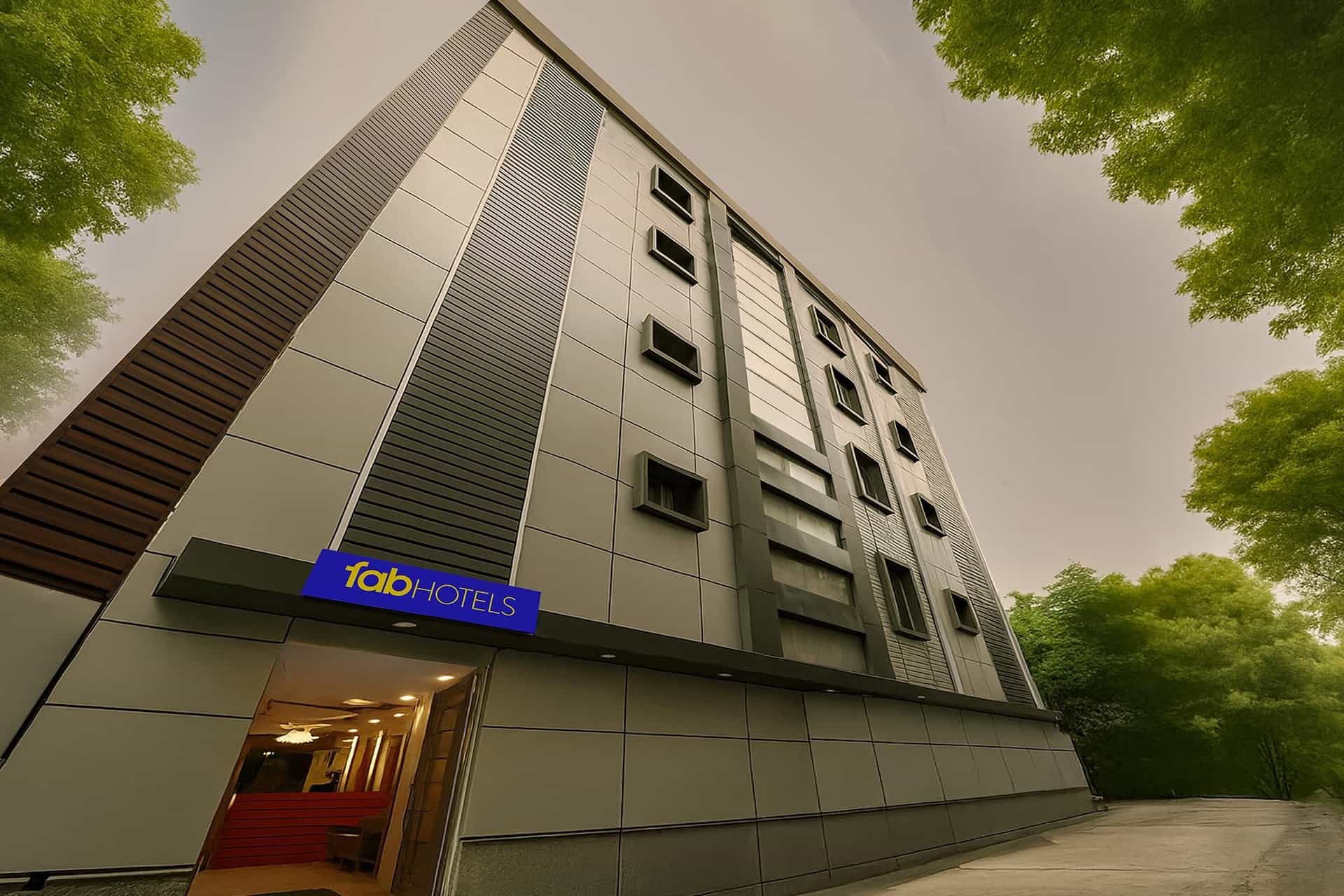 FabHotel AK Continental