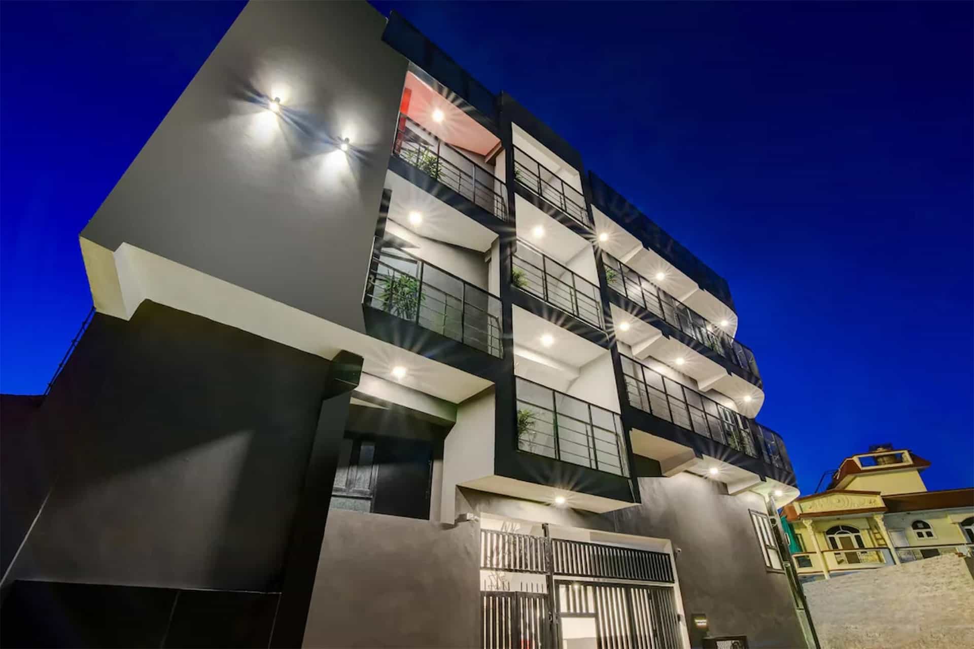 โรงแรมอราวาลีอินน์แอนด์แบงเควตฮอลล์