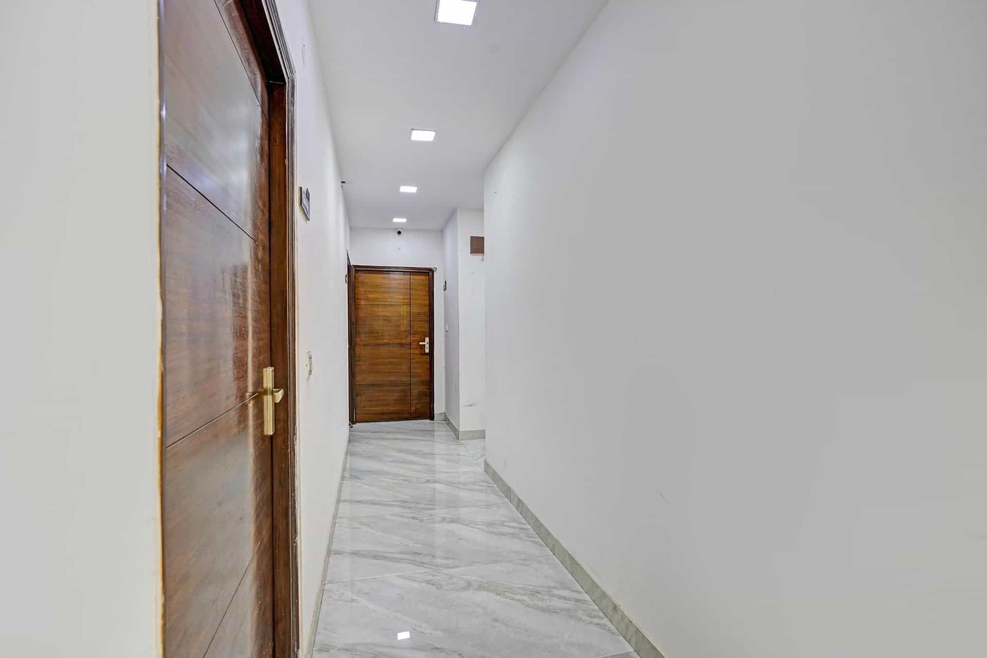 FabHotel Dream House - Noida stadium