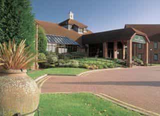 Stratford Manor - QHotels