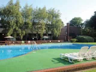 Redwood Hotel & Country Club