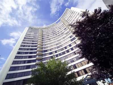 BreakFree Capital Tower Canberra