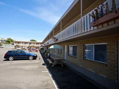 Alberdeen Court Motel