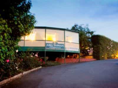 Best Western Abel Tasman Airport