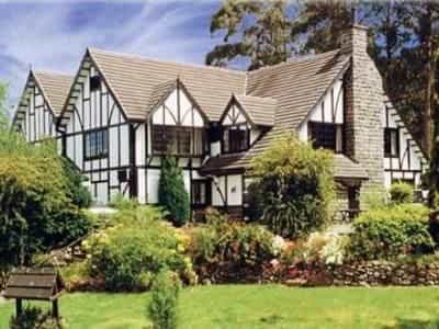 Fox and Hounds Inn