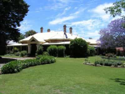 Vacy Hall
