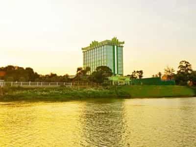 Mekong Star