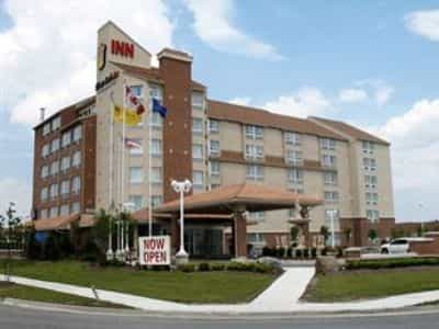 Monte Carlo Inns Vaughan Suites
