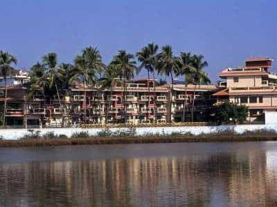 Lazylagoon Sarovar Portico Suites (T)