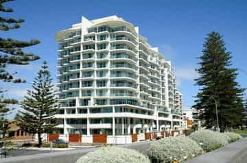 Oaks Glenelg Liberty Suites