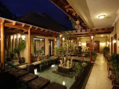 Adya Nalendra Boutique