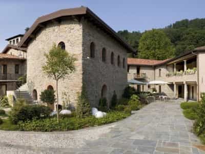 1711 Contrada Resort And Spa