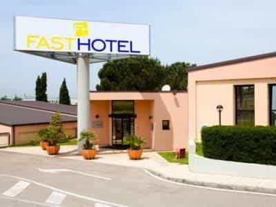 Fasthotel Roma Sud