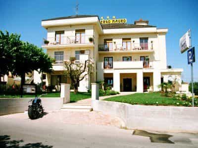 Mauro