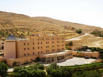 Golden Tulip Kings Way