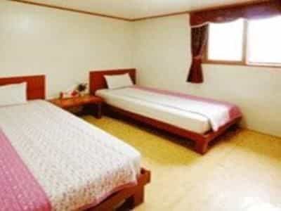 Yim's House