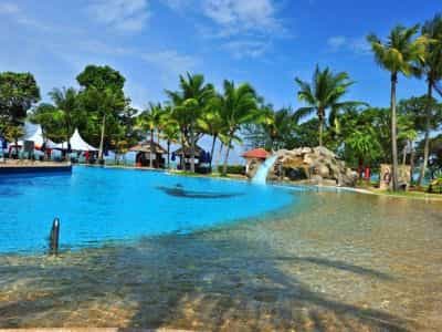 Pulai Desaru Beach