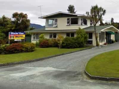 Glacier View Motel