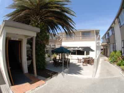 Beachfront Hotel Hokitika