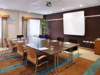 Holiday Inn Bristol Airport (I) Holiday Inn Bristol Airport (I)