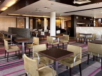 Holiday Inn Express Epsom Downs Holiday Inn Express Epsom Downs