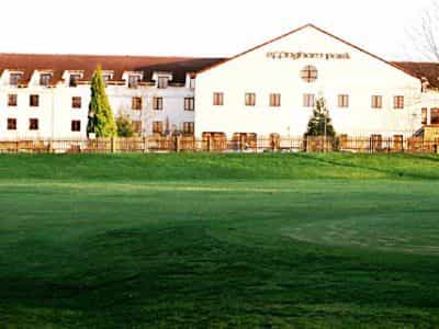 Copthorne Effingham Park