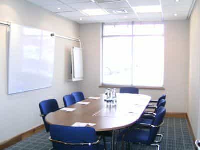 Holiday Inn High Wycombe M 40 Junction 4 Holiday Inn High Wycombe M 40 Junction 4