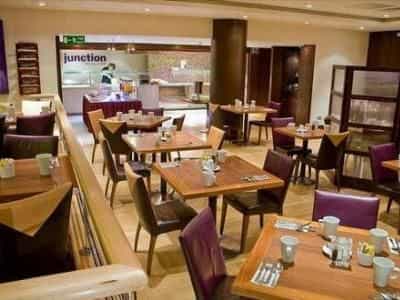 Holiday Inn High Wycombe M 40 Junction 4 Holiday Inn High Wycombe M 40 Junction 4