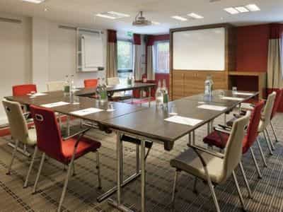 Holiday Inn Express Stoke On Trent Holiday Inn Express Stoke On Trent